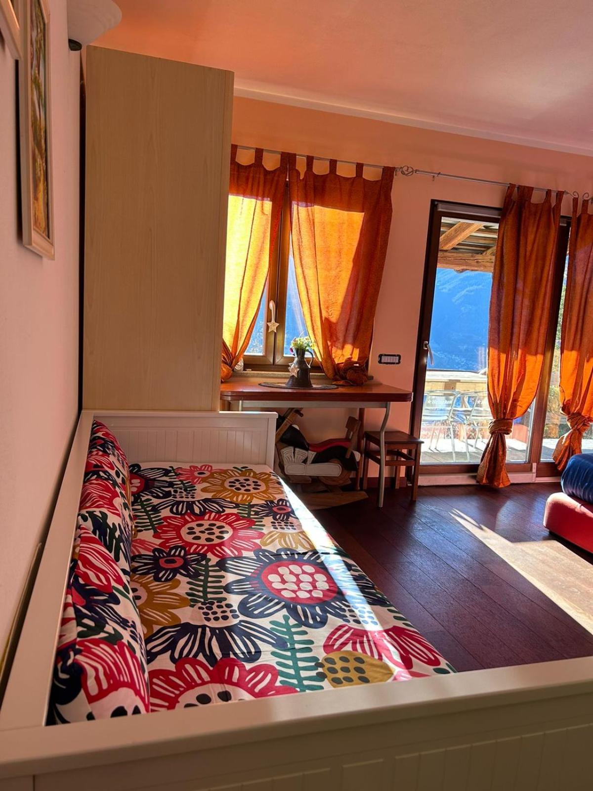 La Stanza Dei Segreti Hotel Aosta Exterior foto