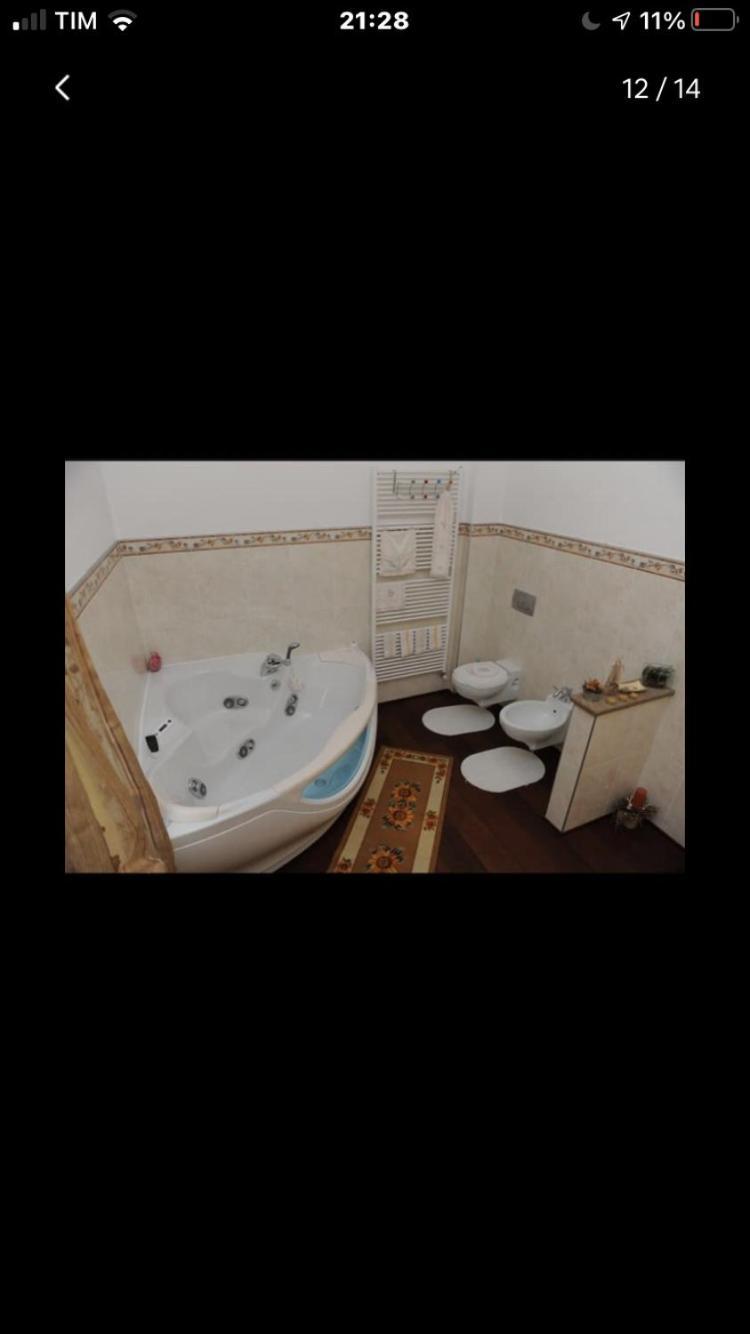 La Stanza Dei Segreti Hotel Aosta Exterior foto